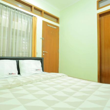 Reddoorz Near Sukajadi Hotel Bandung Buitenkant foto